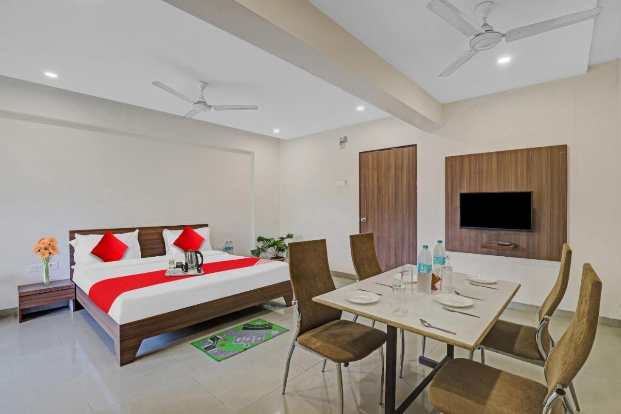Oyo Flagship Hotel Residency Silvassa Bagian luar foto