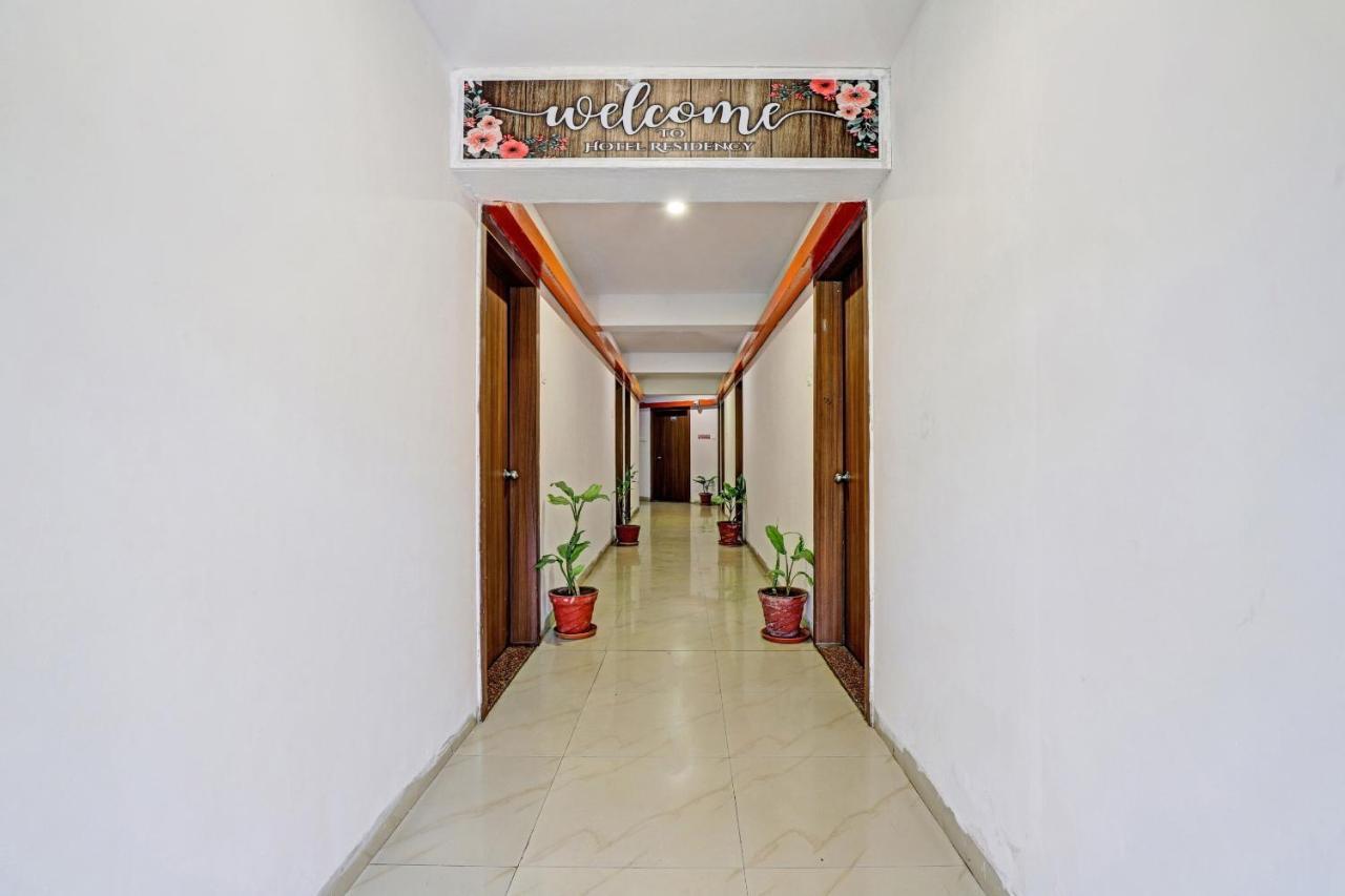 Oyo Flagship Hotel Residency Silvassa Bagian luar foto